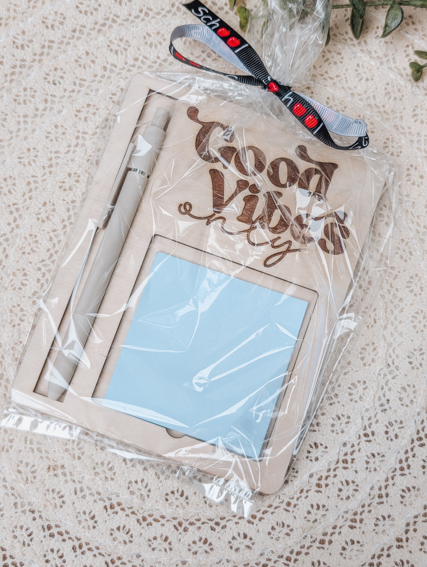 Notepad Holder Gift Set